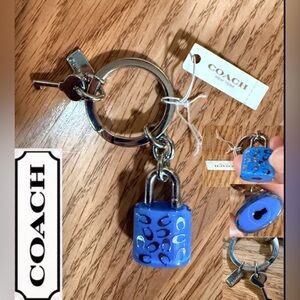 NWT Coach Sprinkle C Lock and Key Key Ring,  bag charm keychain (Azure blue)